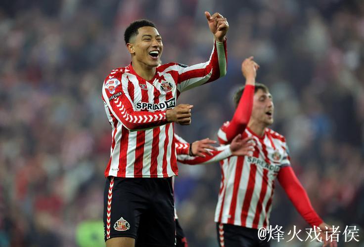 因破坏对方得分机会染红,官方:乔布-贝林厄姆 因破坏对方得分机会染红,官方:乔布-贝林厄姆